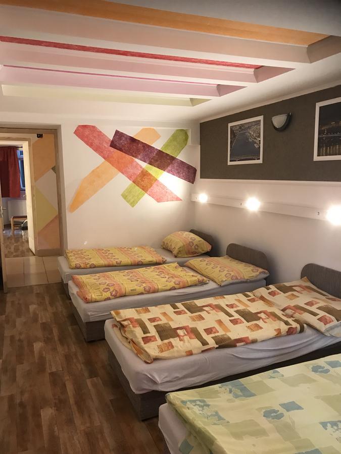 Opera Hostel Boedapest Buitenkant foto