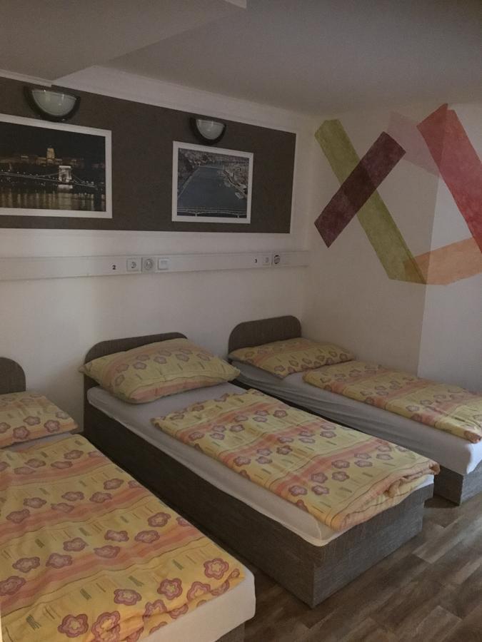 Opera Hostel Boedapest Buitenkant foto
