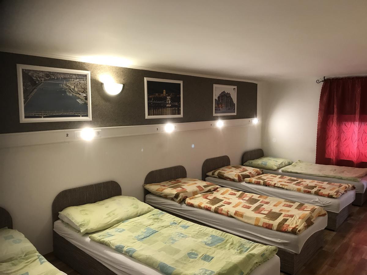 Opera Hostel Boedapest Buitenkant foto