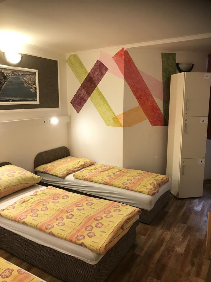 Opera Hostel Boedapest Buitenkant foto