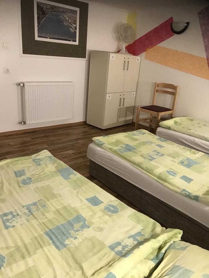 Opera Hostel Boedapest Buitenkant foto